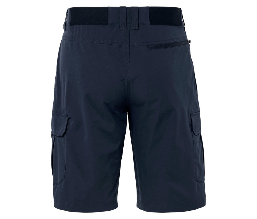 Gros plan sur l'arrière d'un short cargo bleu marine avec des poches.