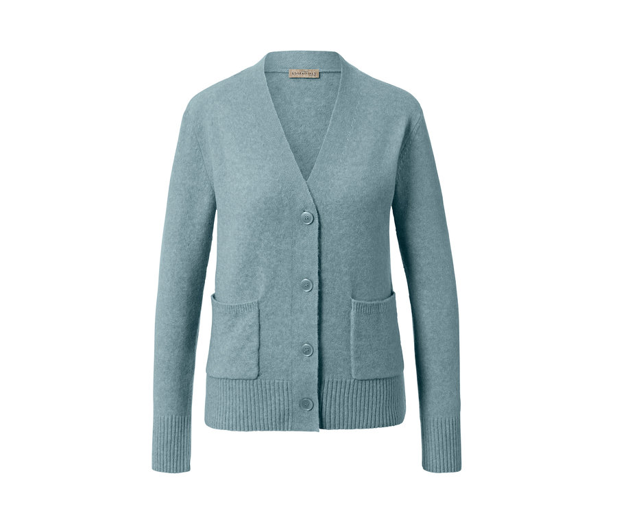 Veste en maille avec de la laine bleu clair, col en V et boutons.