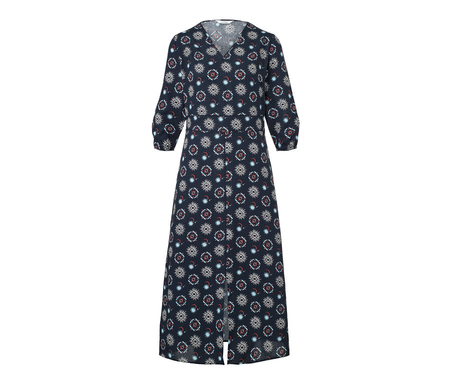 Une robe à imprimé.