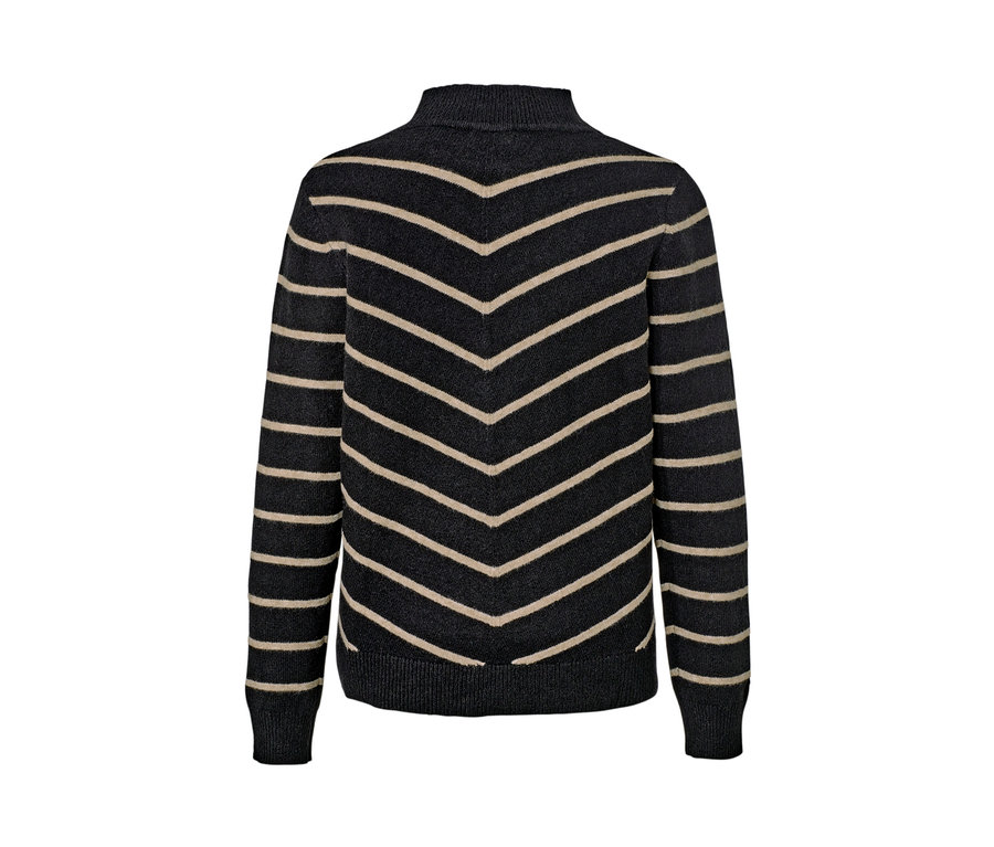 Vue détaillée de l'arrière d'un pull rayé en maille noire à col montant.