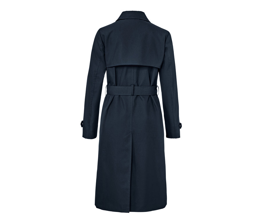 Détail du dos d'un trench-coat bleu marine.