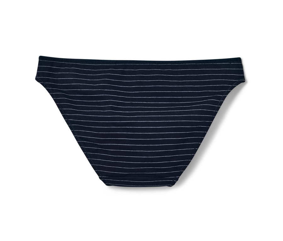 Slip noir avec rayures blanches.