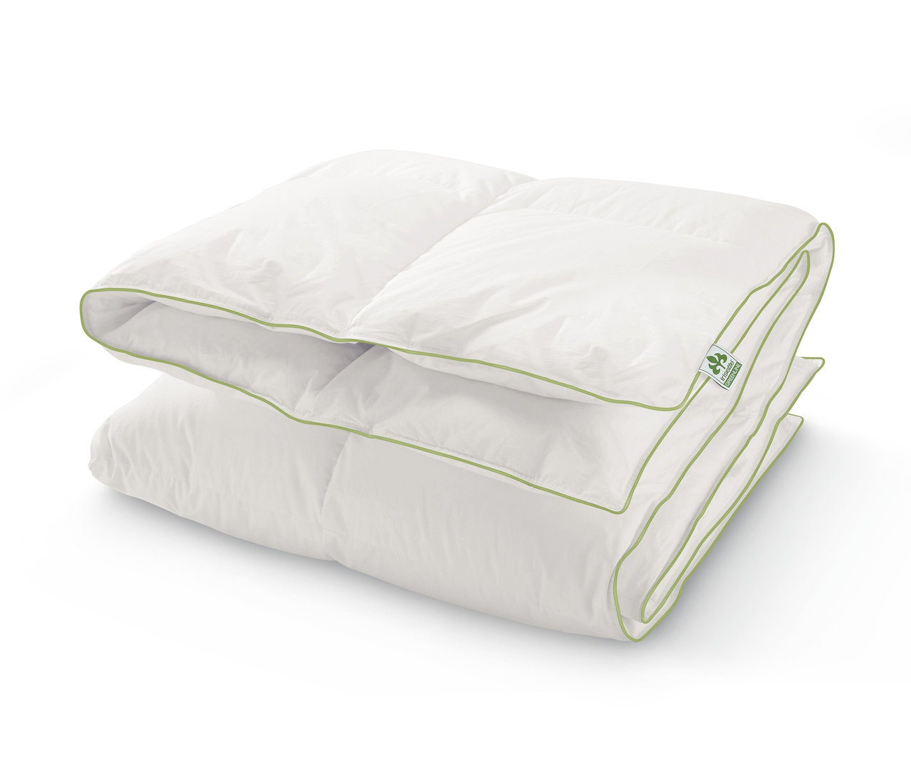 Couette en duvet à cassettes irisette® greenline blanche pliée, de taille standard avec une bordure vert clair.