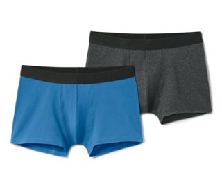 2 boxers