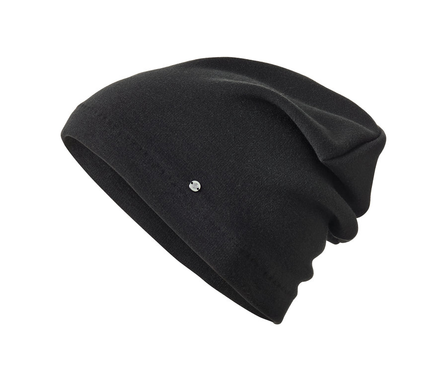 Bonnet en sweat noir.