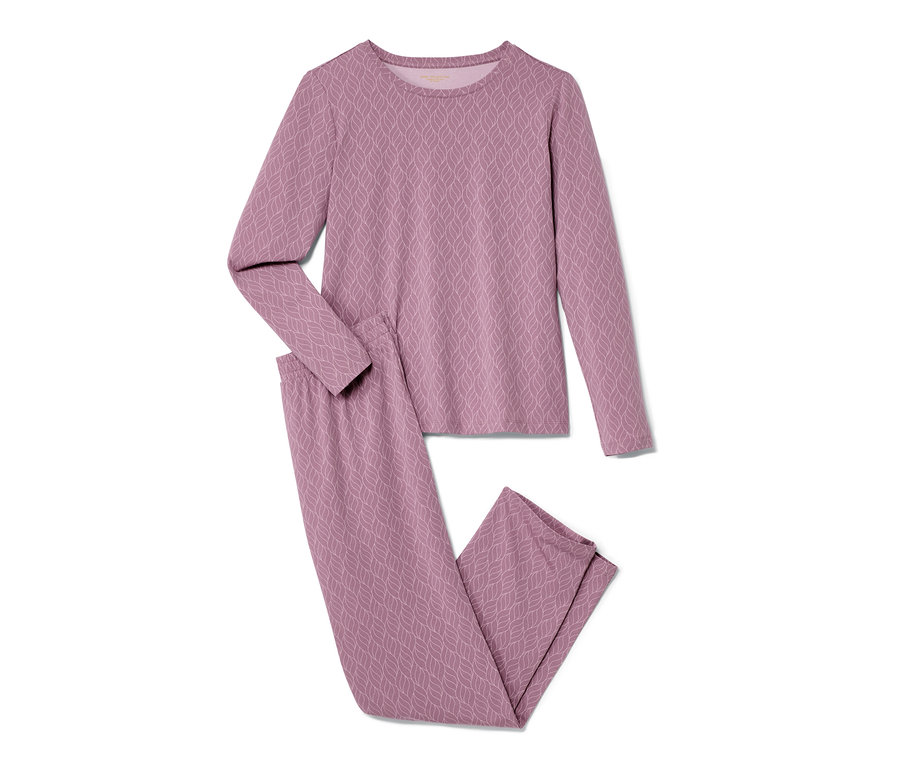 Pyjama rose avec manches longues et pantalon.