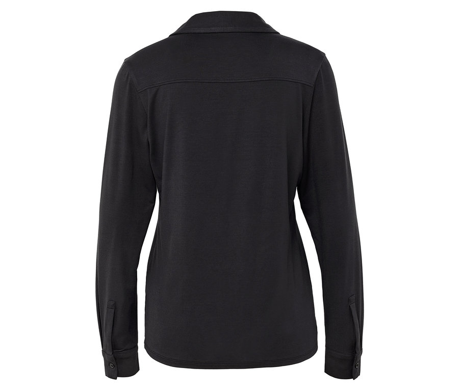Vue arrière d'une chemise noire à manches longues avec col.