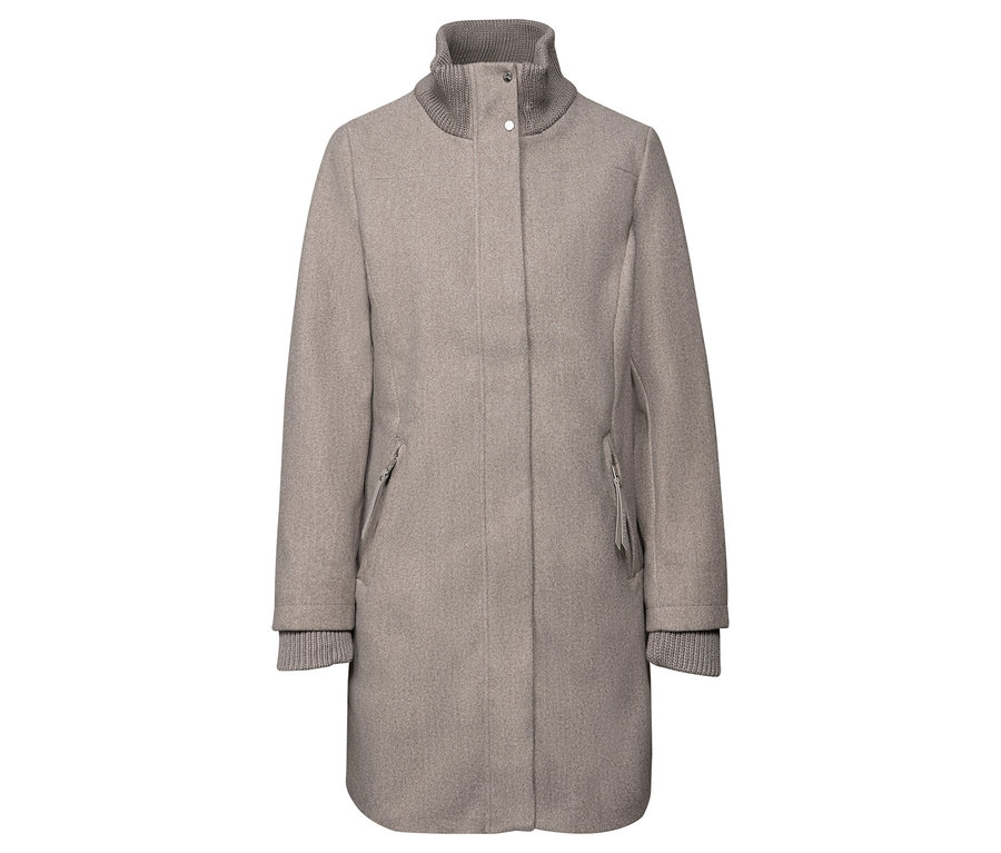 Le manteau court Street One est marron clair avec un col en tricot gris.