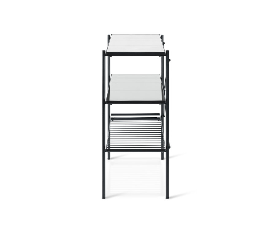 Console d'environ 120 cm de large avec trois étagères.