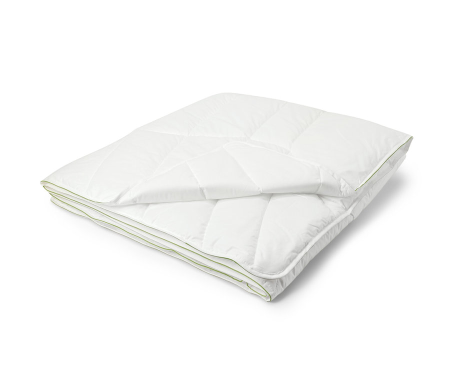Couverture matelassée blanche pliée irisette® greenline avec technologie Outlast®.