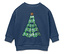 Pull bleu marine avec un sapin de Noël fait de manettes de jeu et une étoile au sommet.