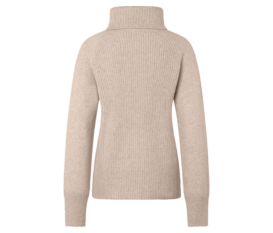 Pull à col roulé beige à manches longues, vue arrière.