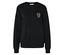 Sweat-shirt noir avec un petit cœur sur la poitrine.