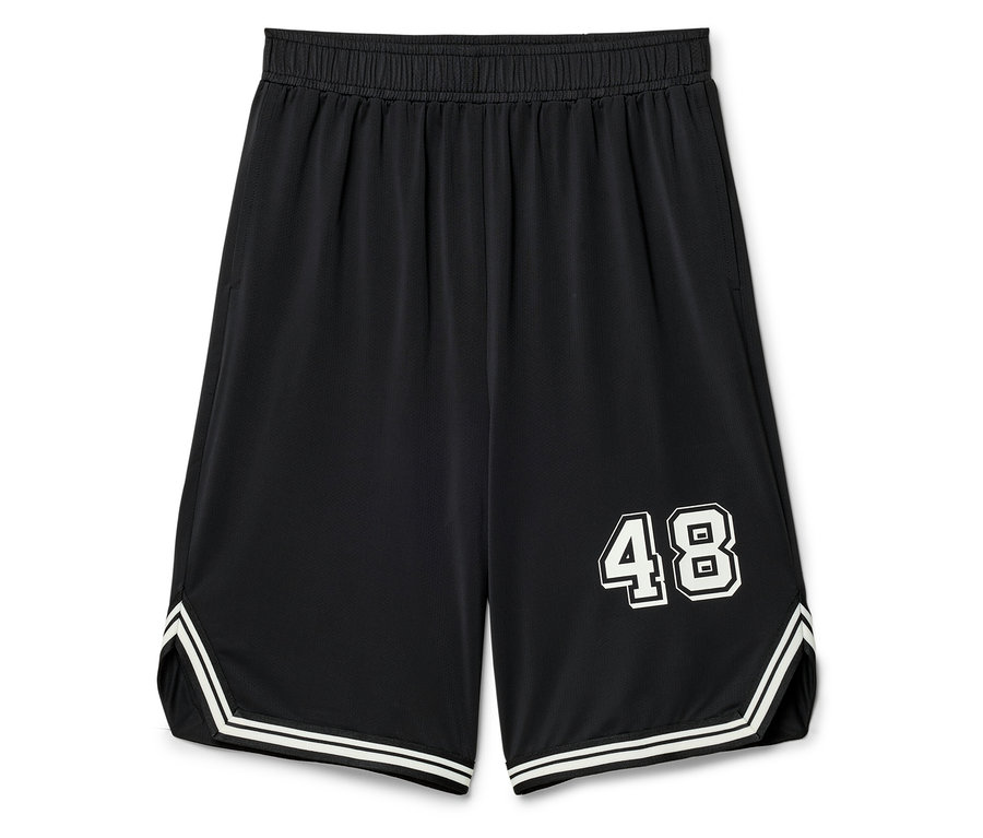 Short noir avec le numéro 48 en blanc sur la jambe droite.
