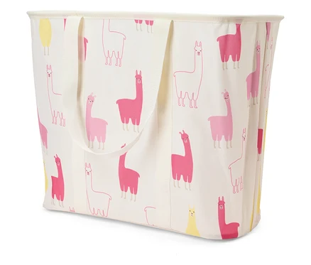 Un panier à linge blanc avec des motifs de lamas roses et jaunes.