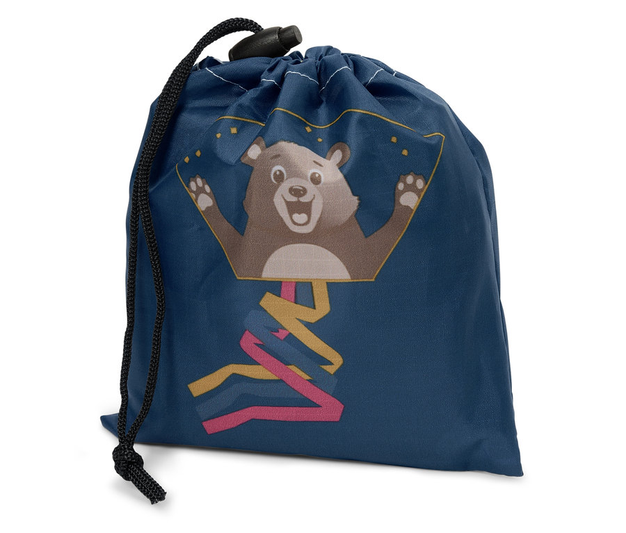 Sac à cordon bleu avec un ours de dessin animé et des rubans colorés.