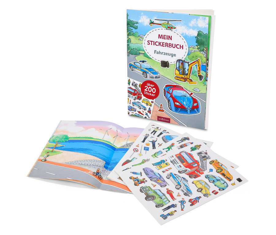 L'image montre un livre d'autocollants ouvert sur le thème des véhicules.