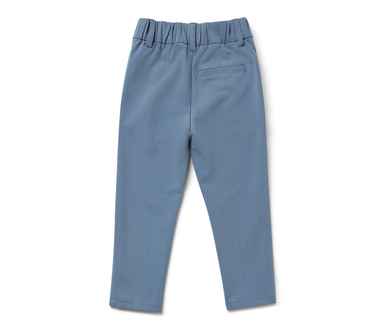 Un pantalon chino bleu pour enfant sur fond blanc.