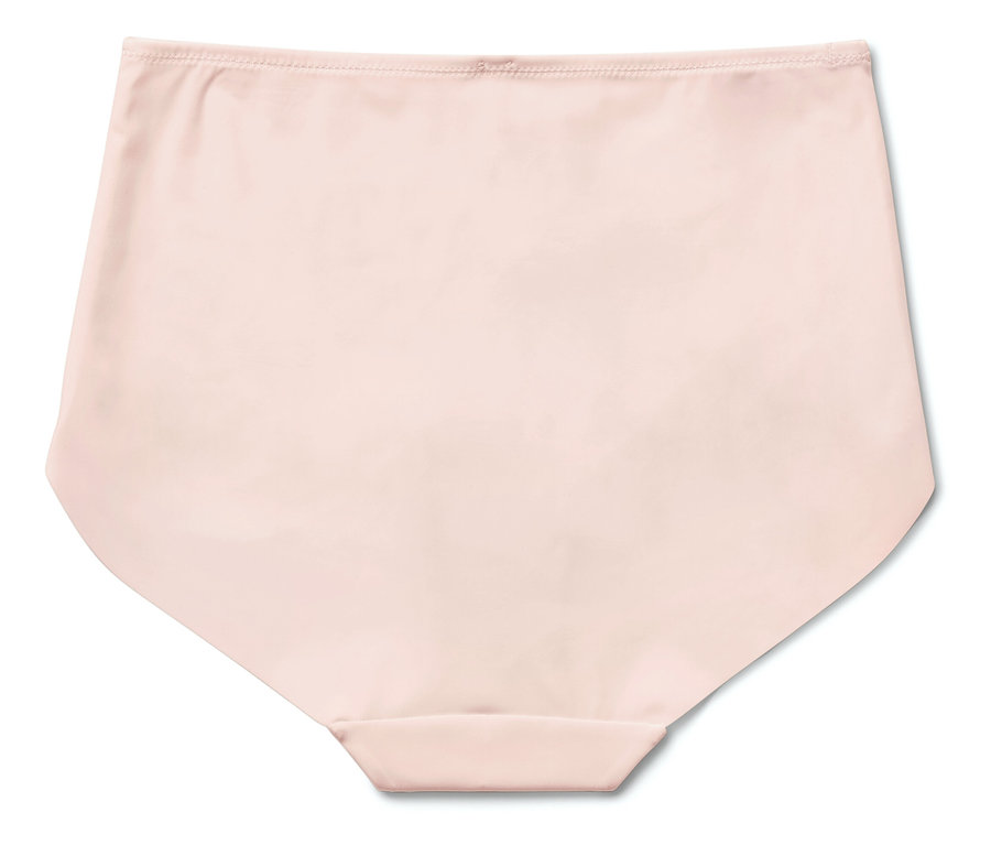 Culotte taille haute rose clair sur fond blanc.