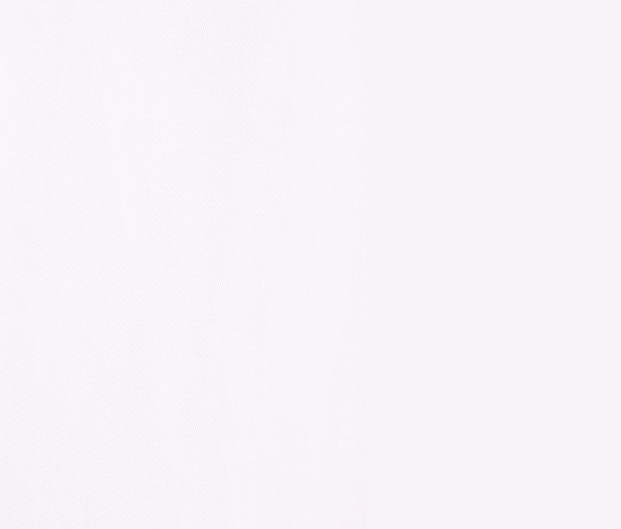 Une surface blanche.