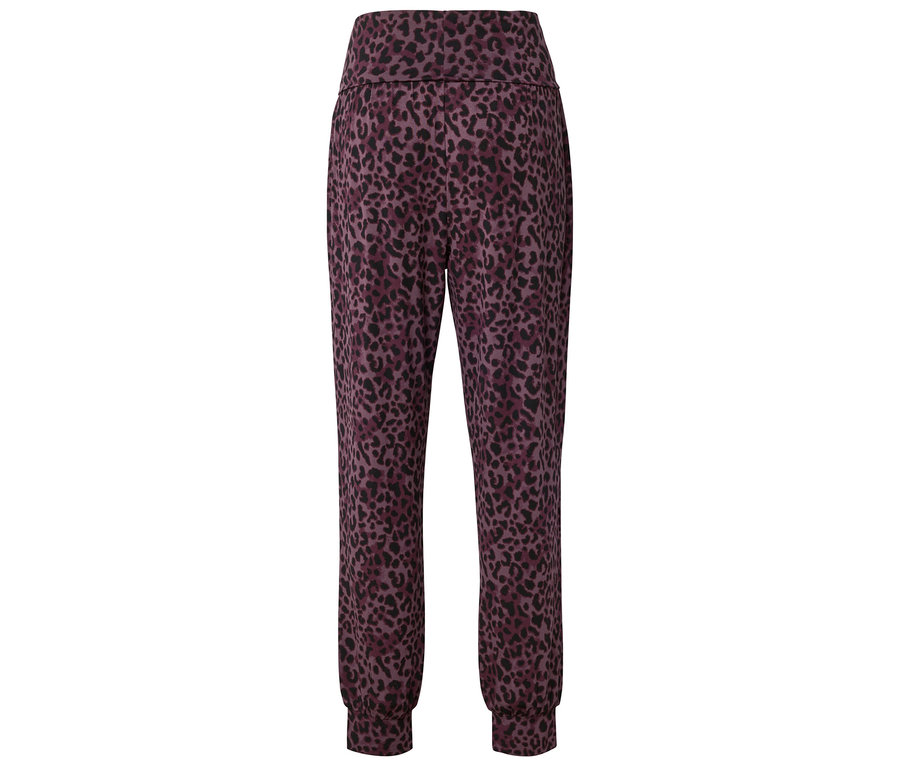 Pantalon de jogging violet et noir à motif léopard, photographié de face.
