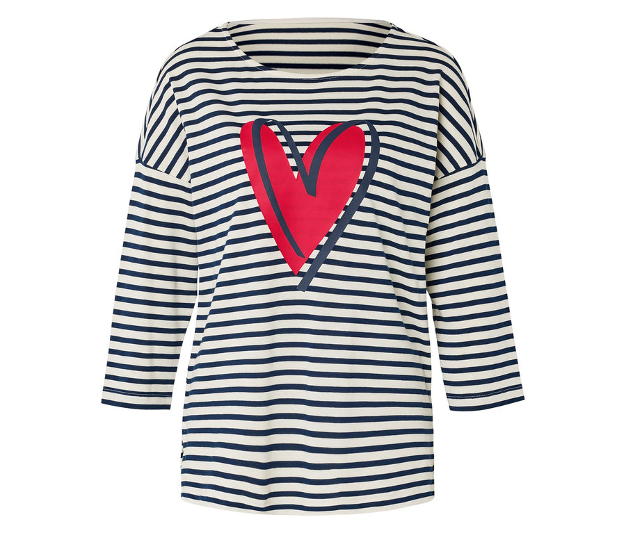 T-shirt rayé à manches longues avec un imprimé coeur rouge.