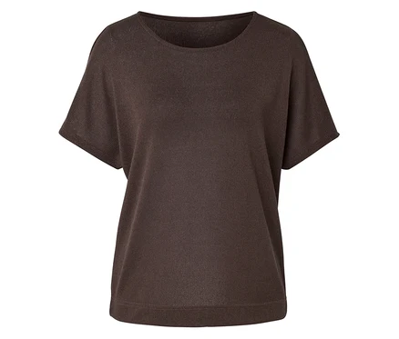 Haut en tricot marron à manches courtes et encolure ras du cou.