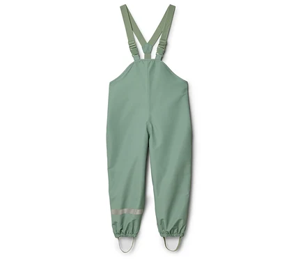 Pantalon de pluie vert clair à bretelles avec bandes réfléchissantes sur les jambes.