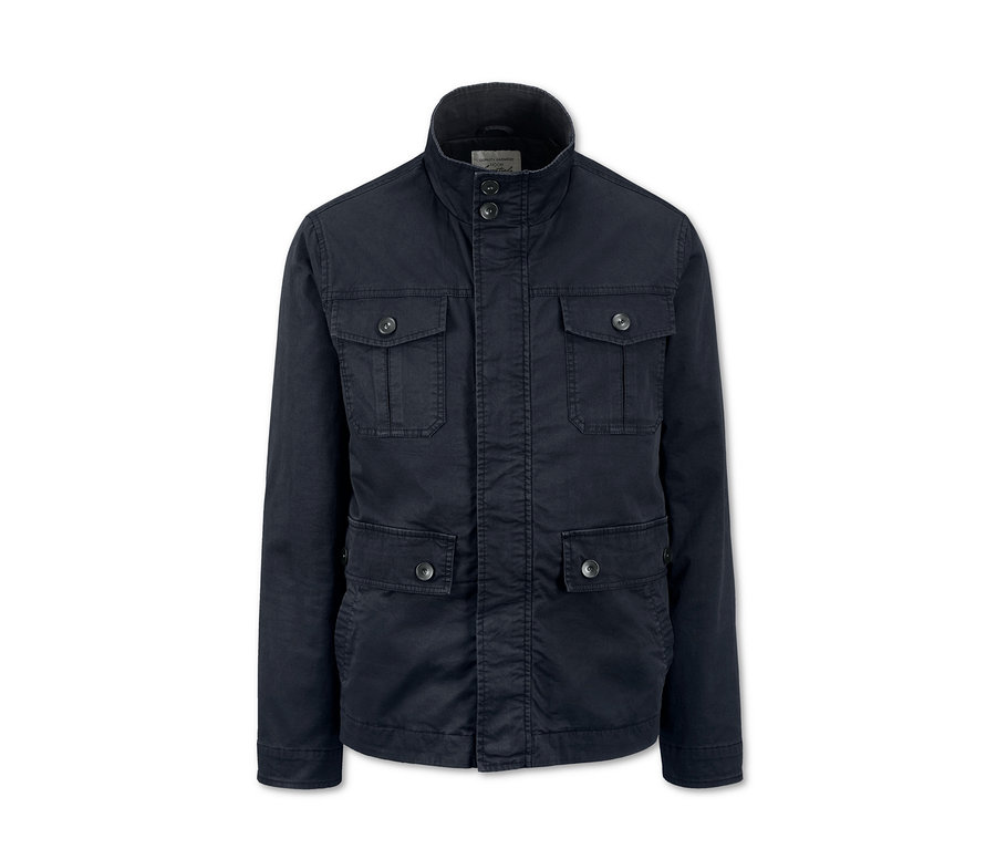 Veste bleu foncé avec col et quatre poches.