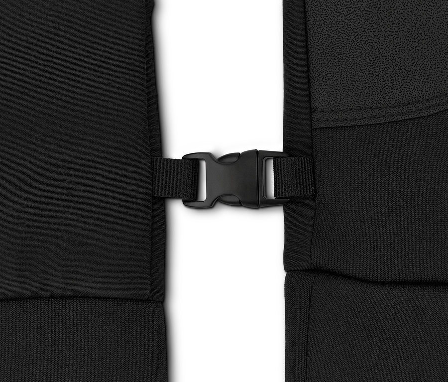 Gros plan sur un gant en softshell noir avec une boucle.