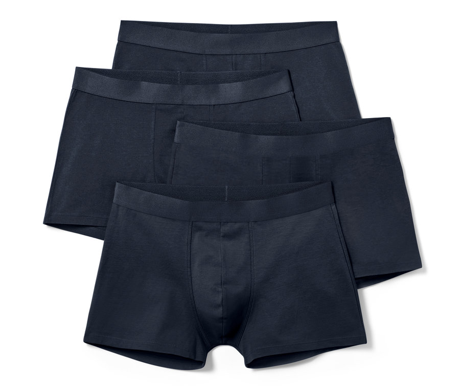 Quatre boxers.