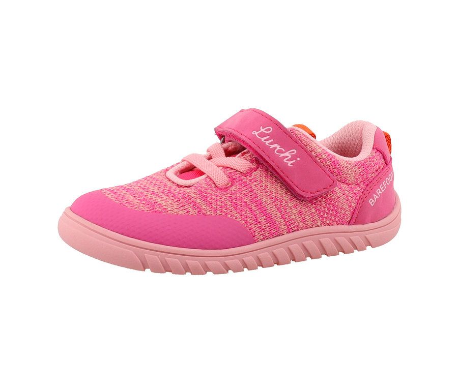 Gros plan d'une basket rose Lurchi « Barefoot ».