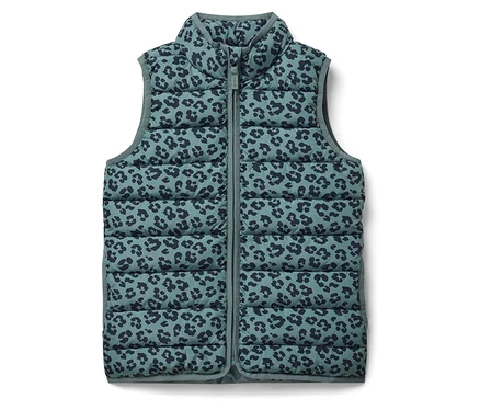 Veste matelassée pour enfant avec motif.
