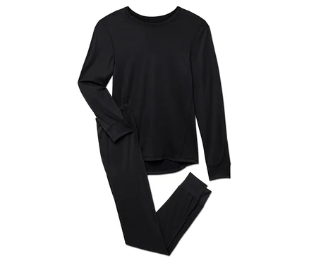 Ensemble de sous-vêtements thermiques noirs avec haut à manches longues et pantalon.