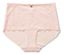 Culotte rose pâle avec de la dentelle florale sur le dessus.