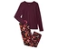 Haut bordeaux à manches longues et pantalon de pyjama à fleurs sur fond blanc.