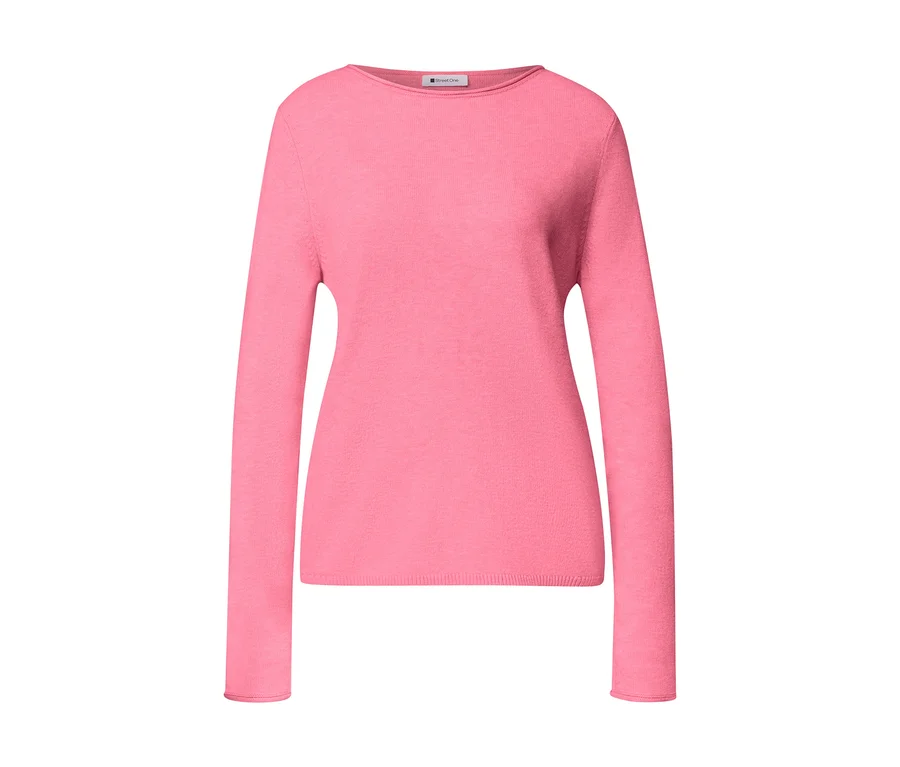 Pull en maille Street One rose pâle à manches longues et col bateau sur fond blanc.