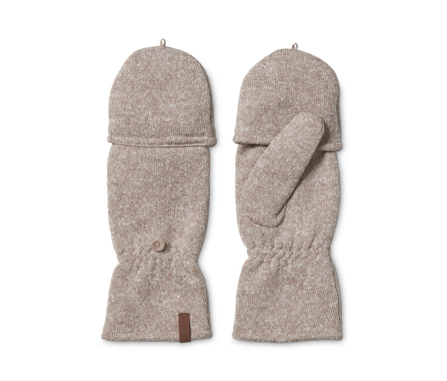 Deux moufles-mitaines en maille polaire beige sont posées côte à côte sur un fond blanc.