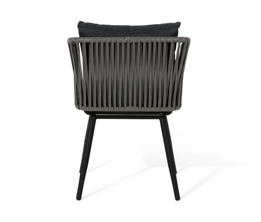 Vue arrière d'un fauteuil pour table à manger avec tressage textile et un coussin d'assise gris foncé.