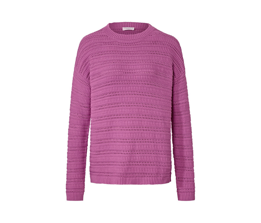 Pull violet à motif ajouré.