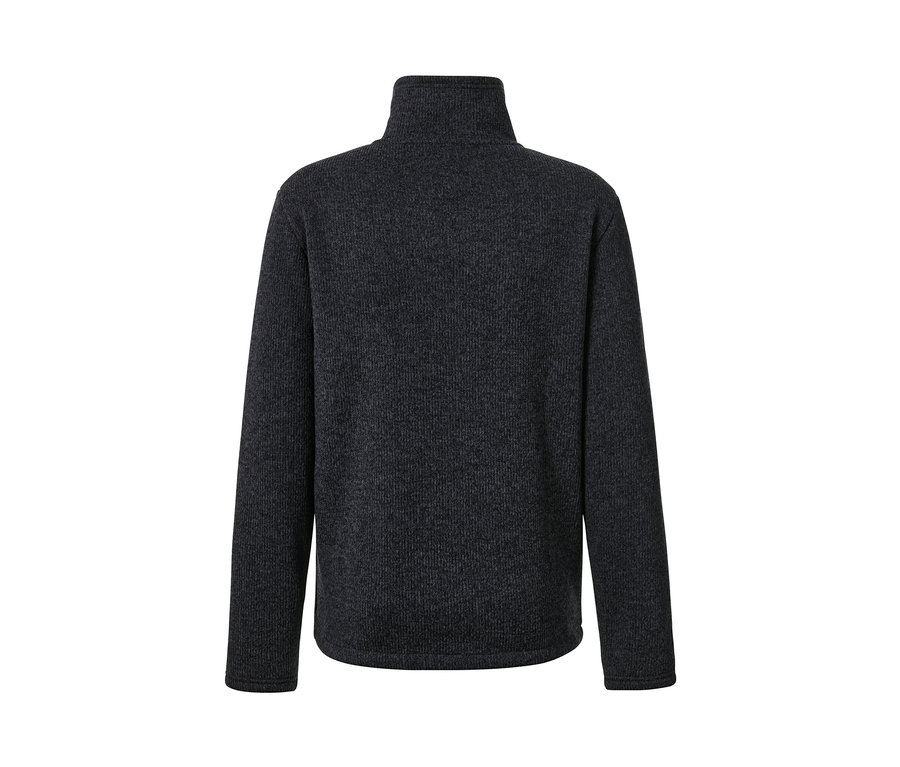 Vue détaillée de la jaquette en polaire tricotée thermique.