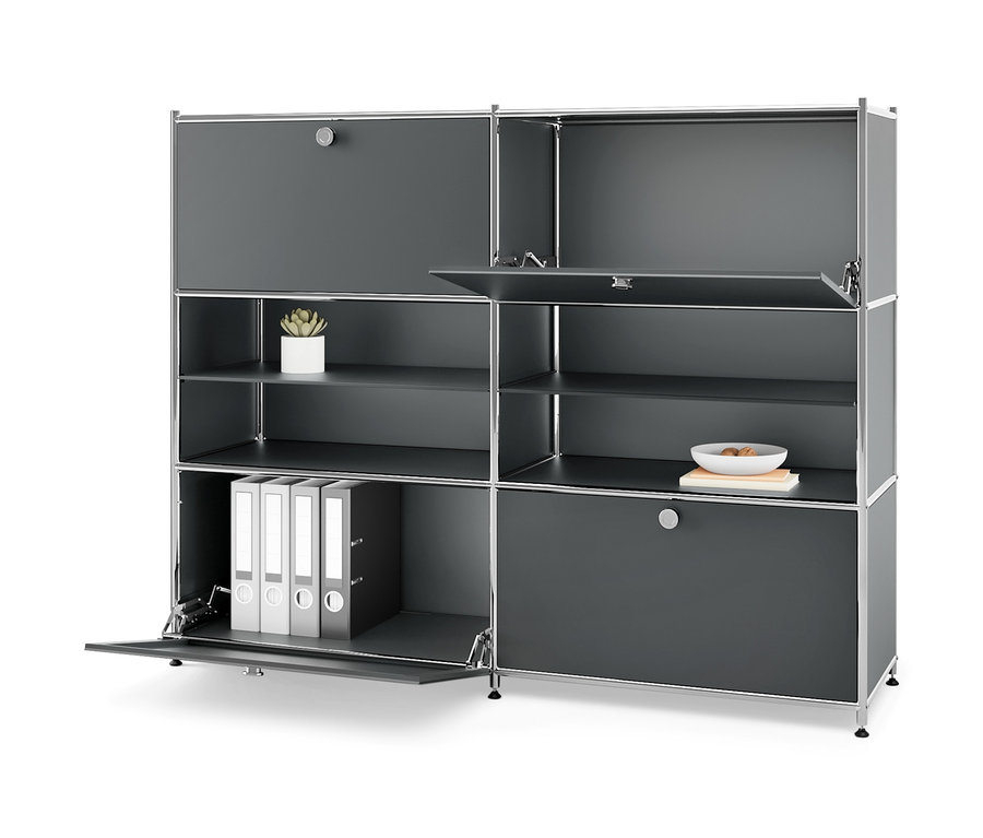 Commode en métal gris « CN3 » avec 4 abattants, dont un est ouvert.