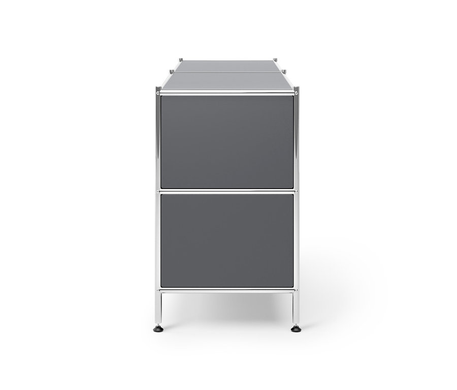Meuble bas en métal « CN3 » gris avec 4 tiroirs.