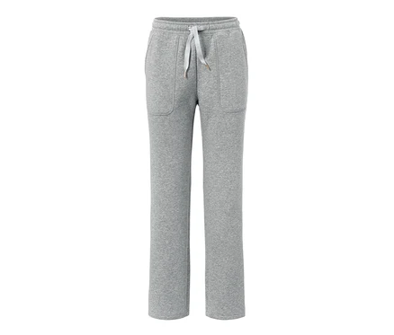 Pantalon d’intérieur gris.