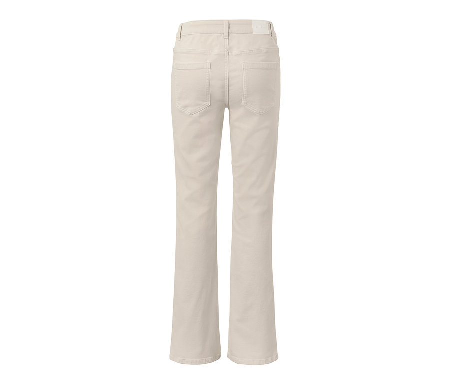 Vue arrière d'un jean bootcut blanc crème à taille normale.