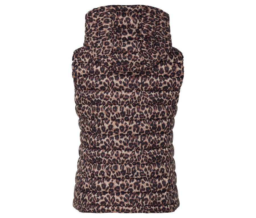 Détail d'un gilet matelassé pour femmes avec motif léopard.