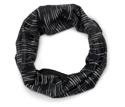 Bandeau noir avec motif à pois blancs.