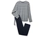 Pyjama gris rayé à manches longues et pantalon de pyjama bleu marine avec cordon de serrage.