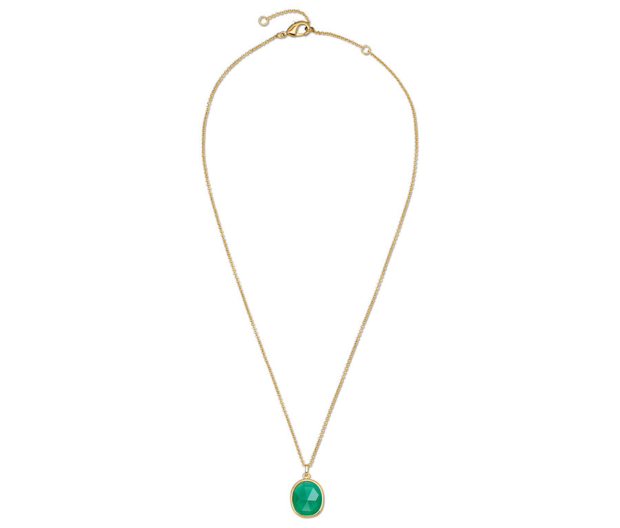 Collier en or avec une pierre ovale verte.