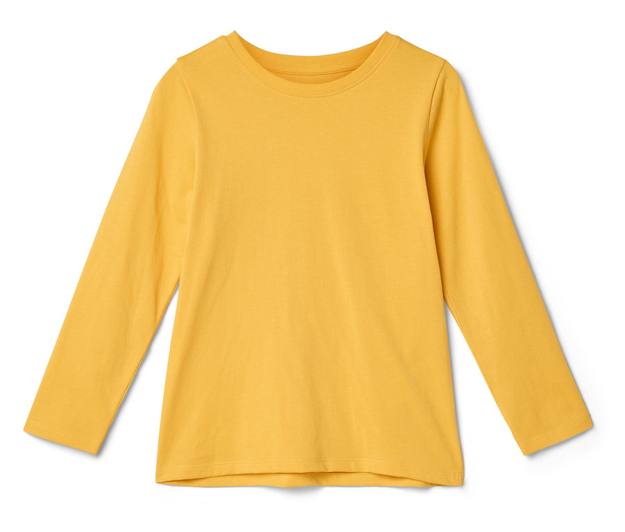Un t-shirt jaune à manches longues est posé sur un fond blanc.